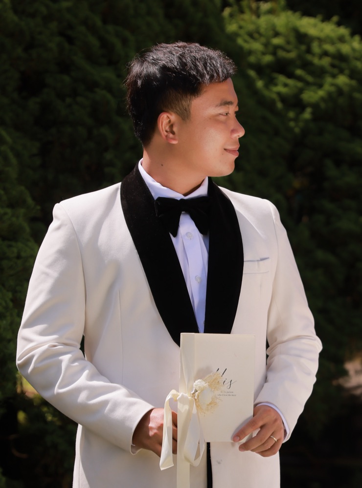 Groom
