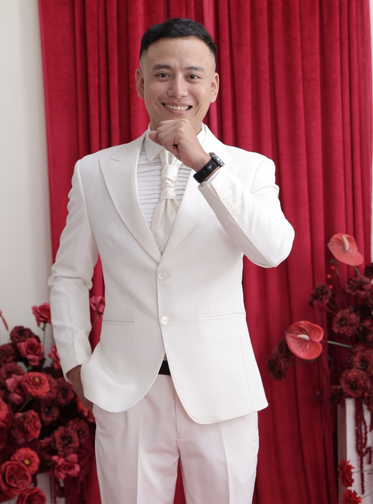 Groom