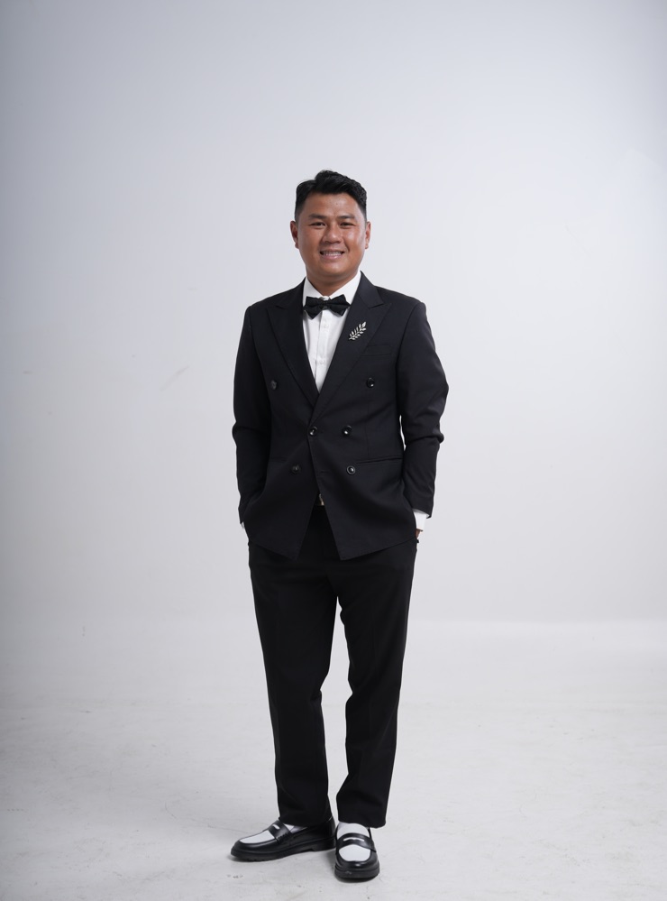 Groom