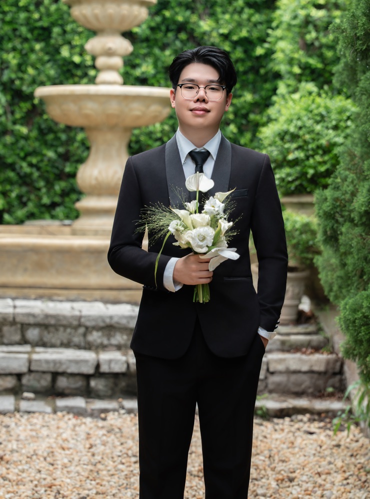 Groom