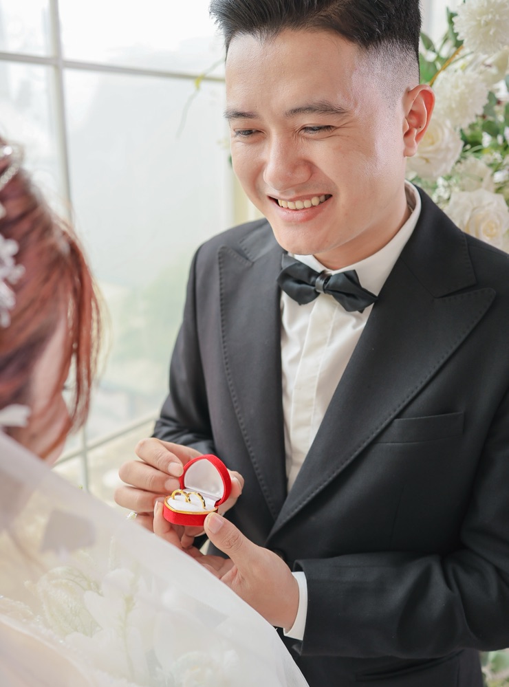 Groom