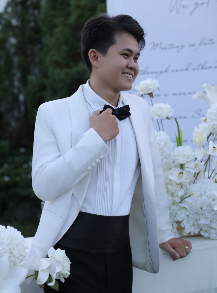 Groom