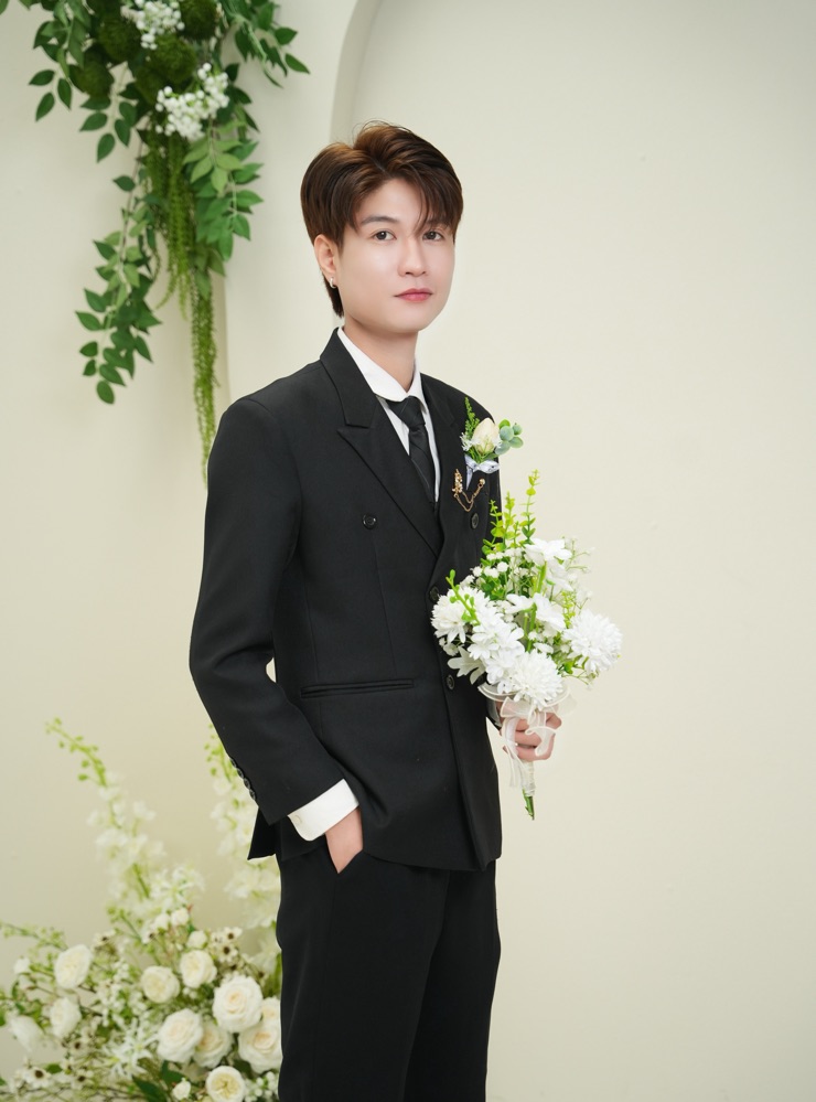 Groom
