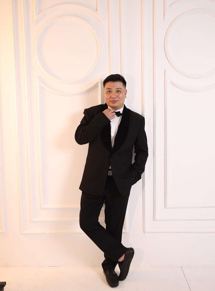 Groom