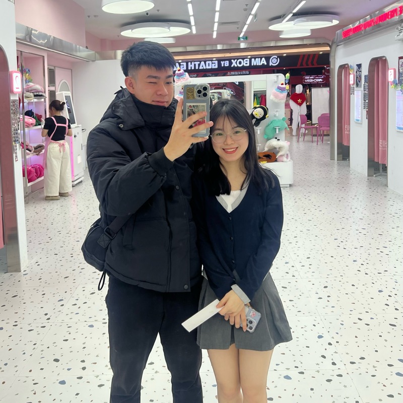 Lần đầu tiên quen nhau