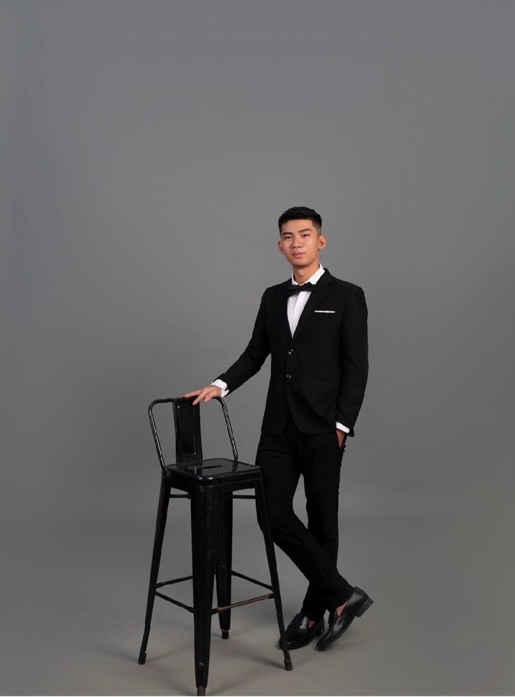 Groom