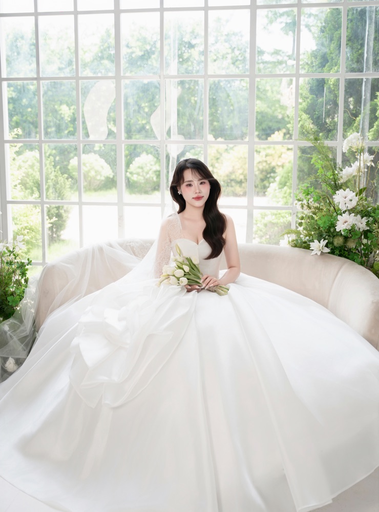 Bride