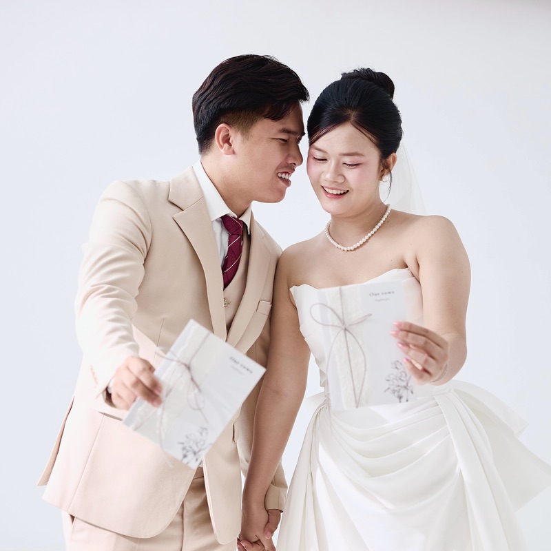 Lần đầu gặp gỡ