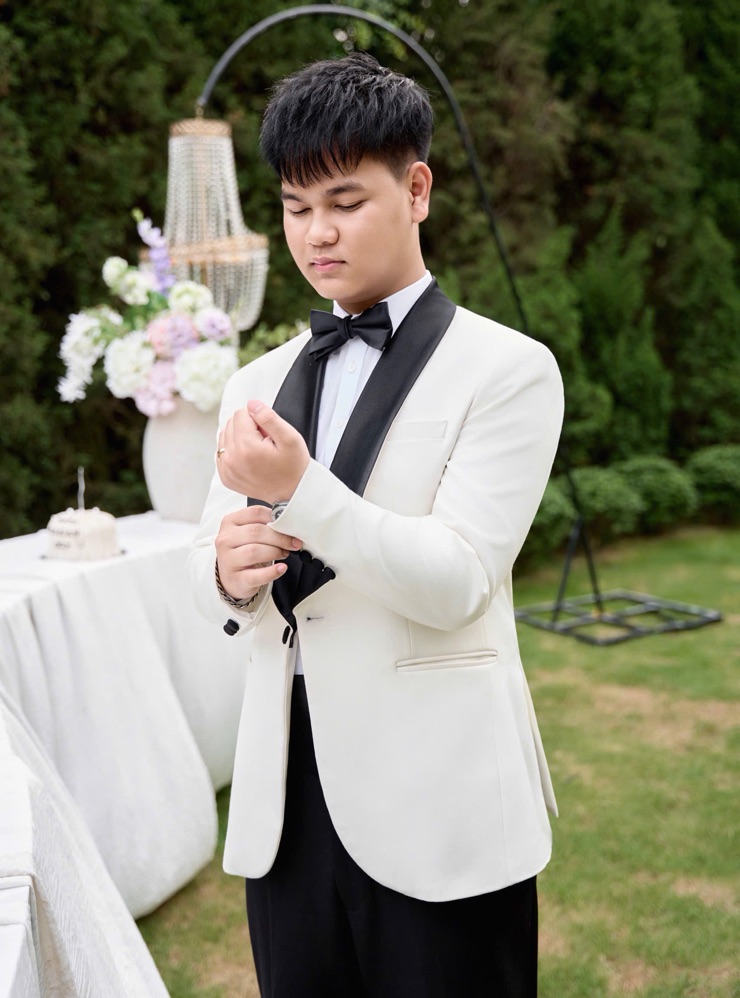 Groom