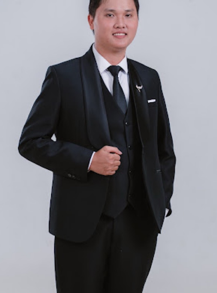 Groom