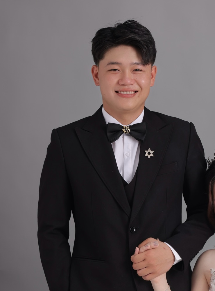 Groom