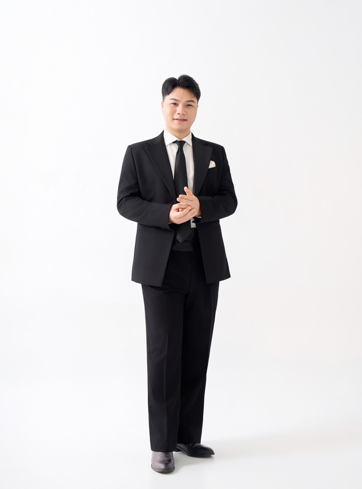 Groom
