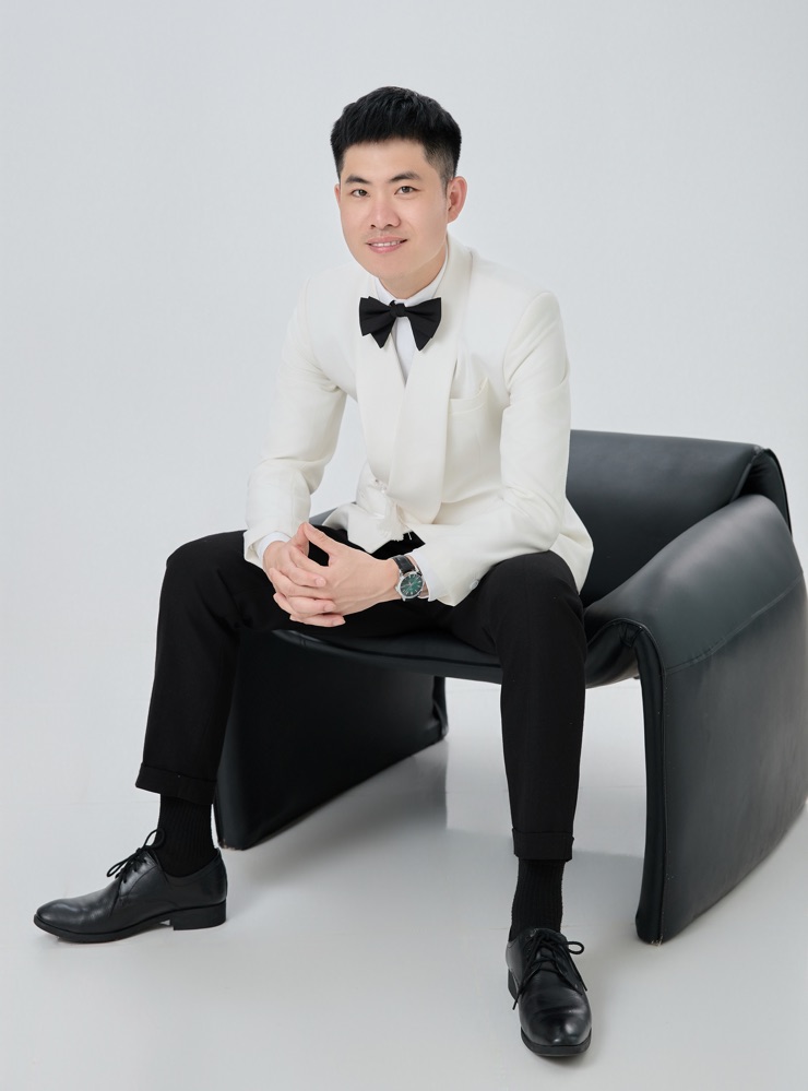 Groom