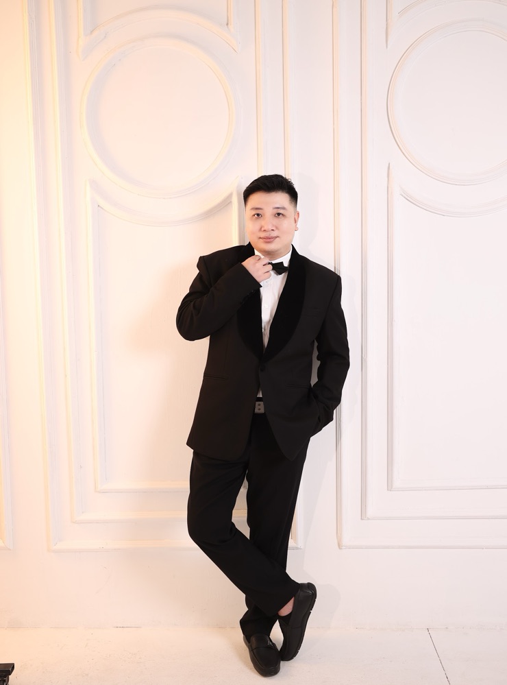 Groom