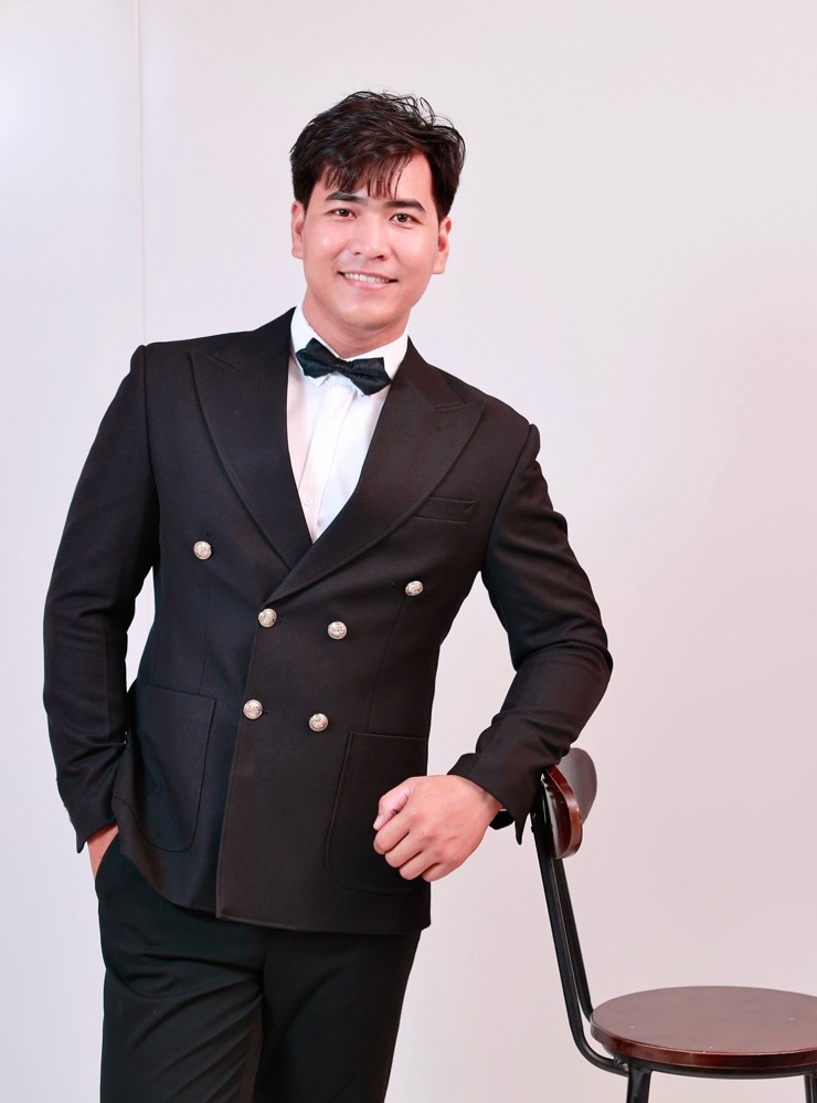 Groom