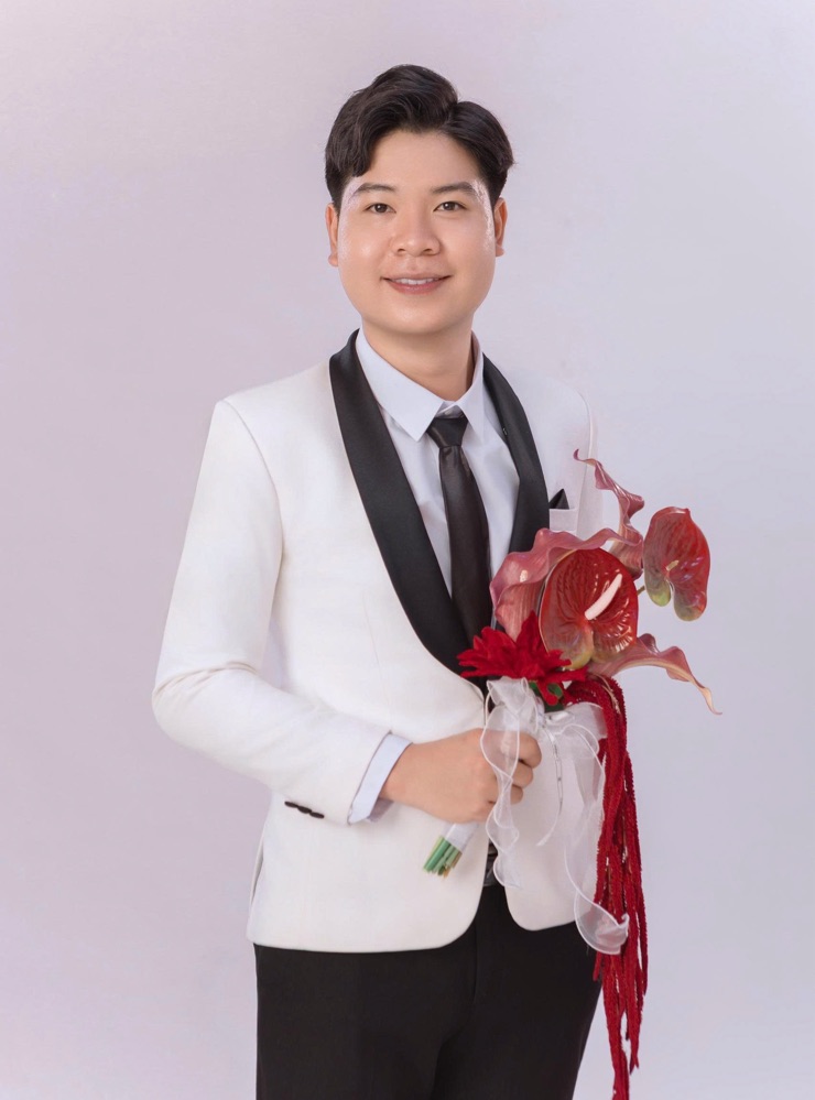 Groom