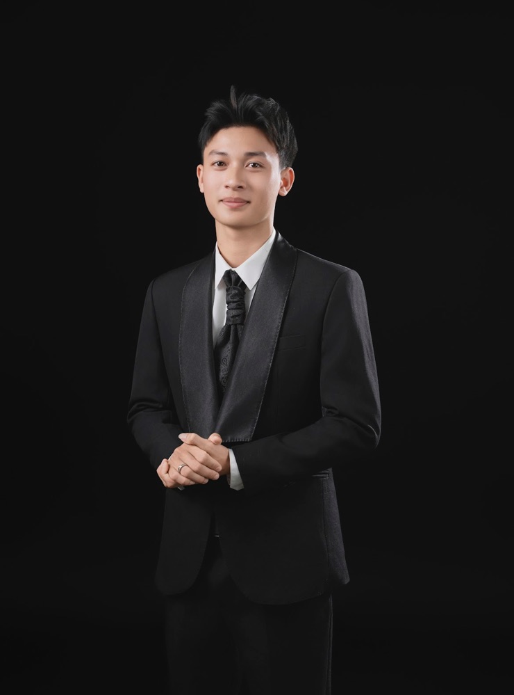 Groom