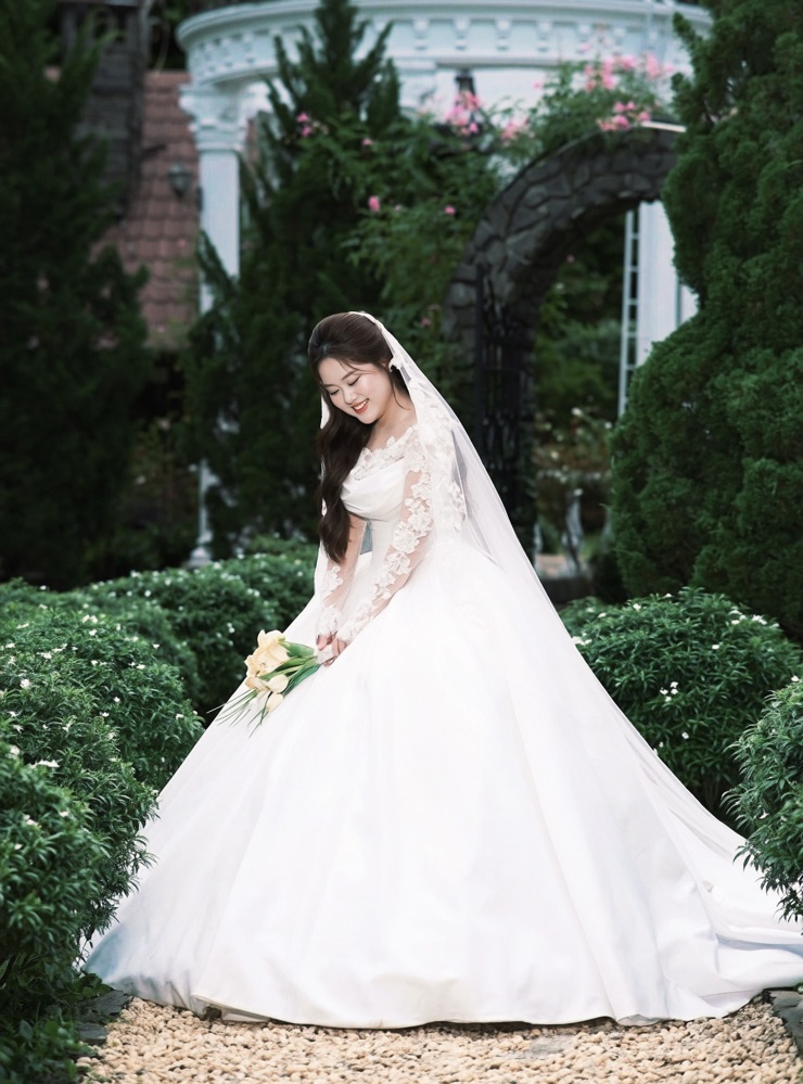 Bride