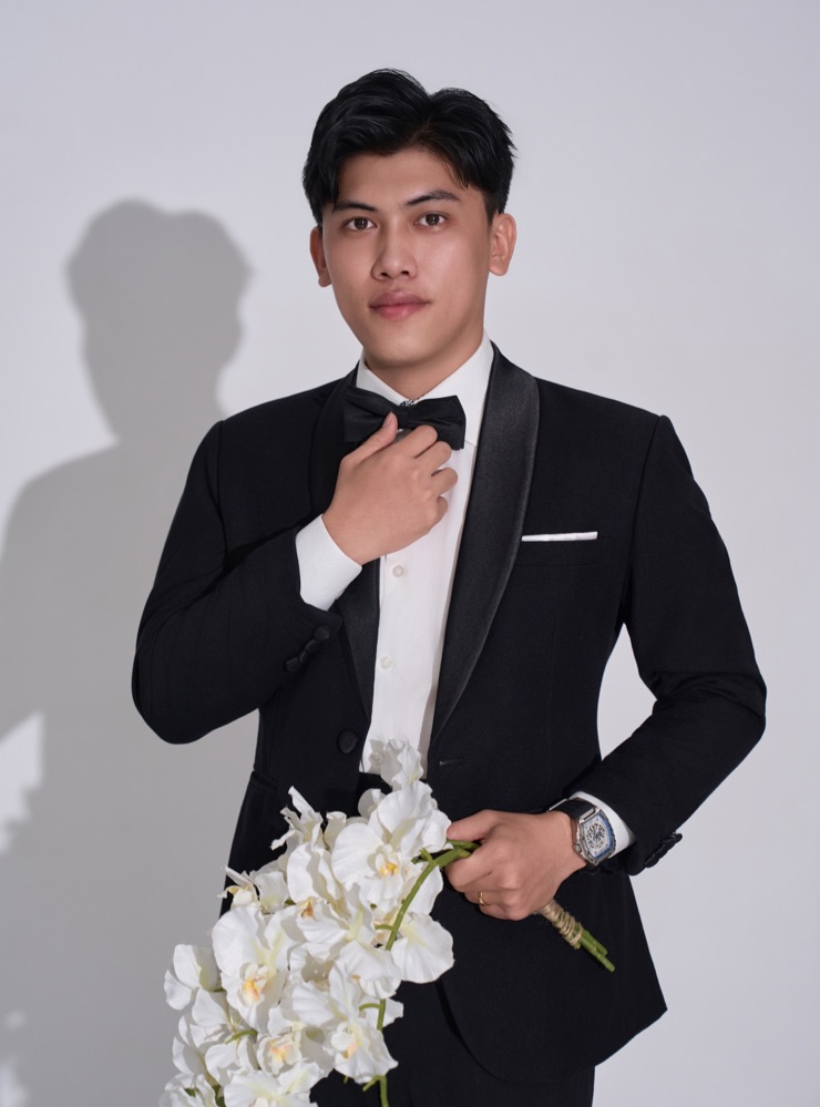 Groom