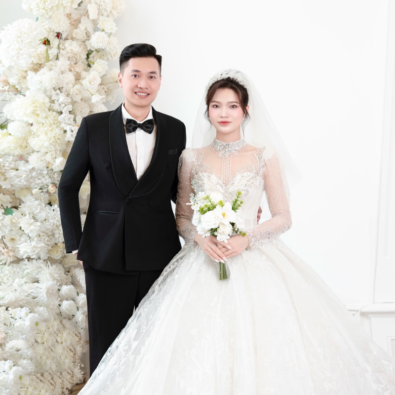 TIỆC CƯỚI NHÀ GÁI