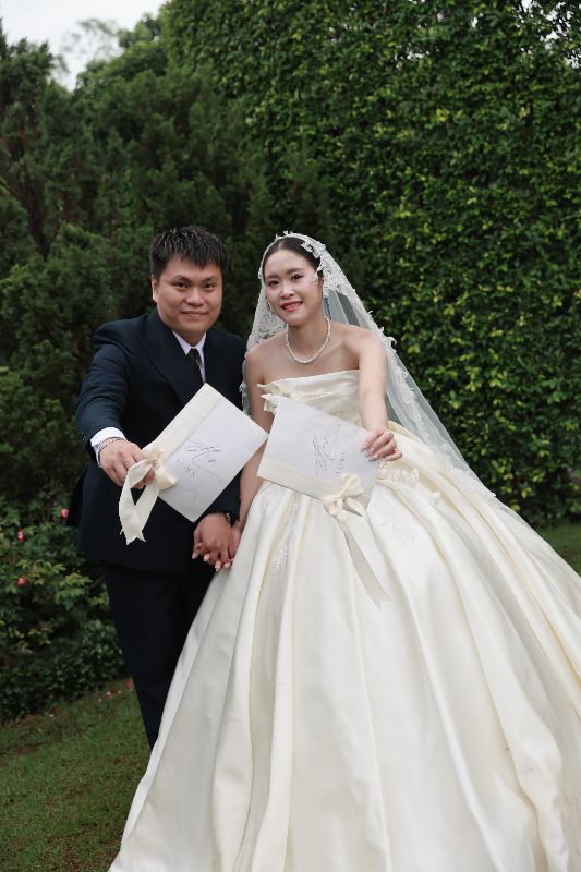 TIỆC CƯỚI NHÀ GÁI