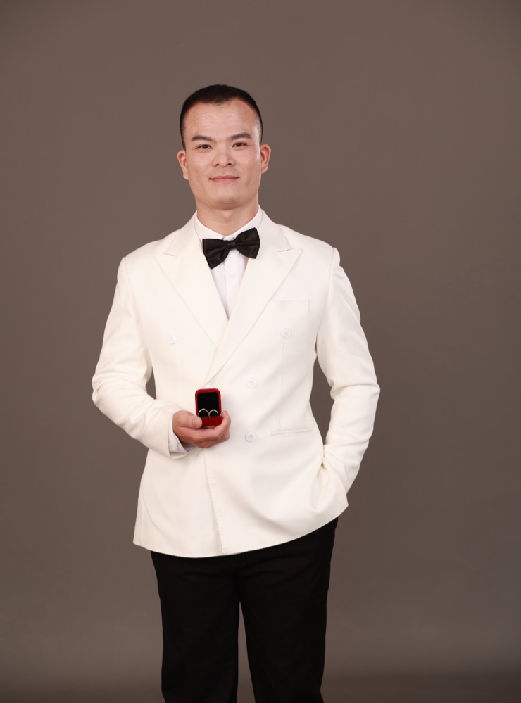Groom