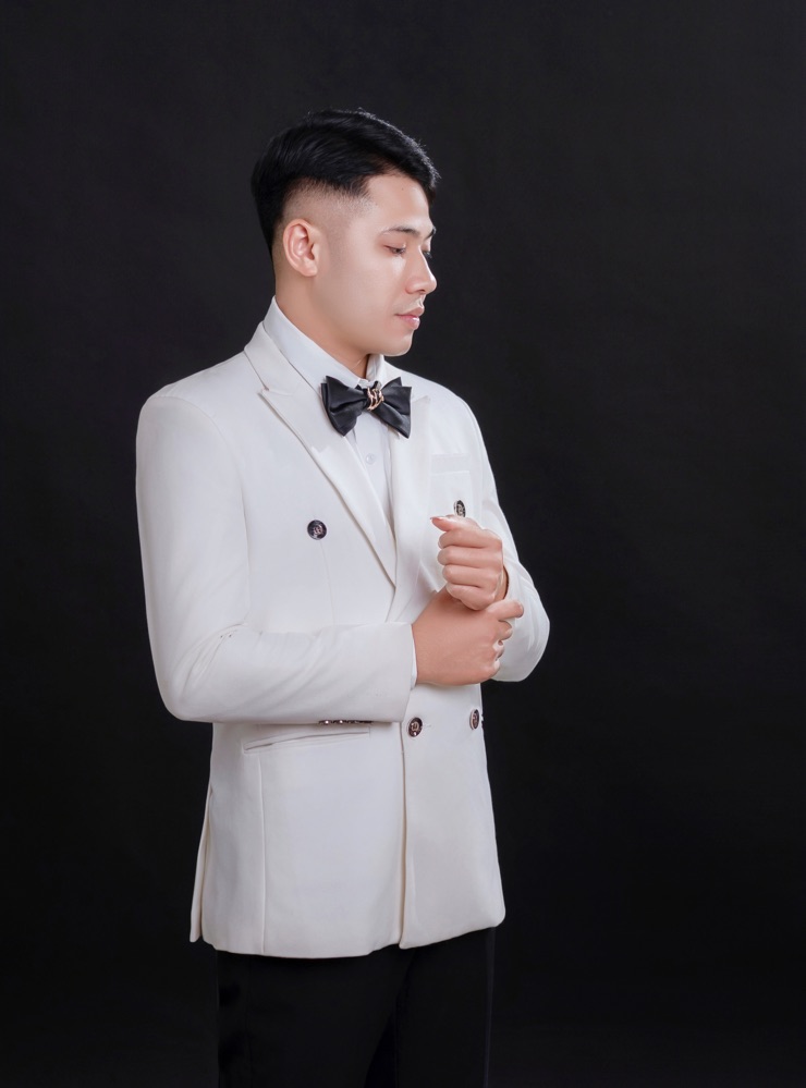 Groom