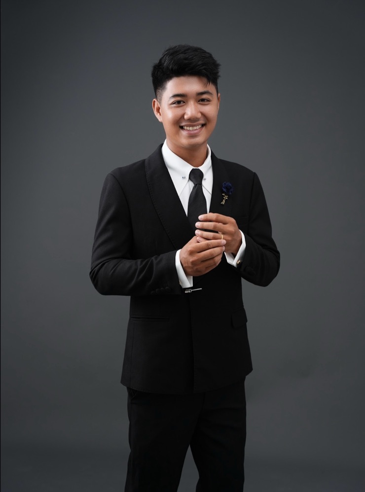 Groom