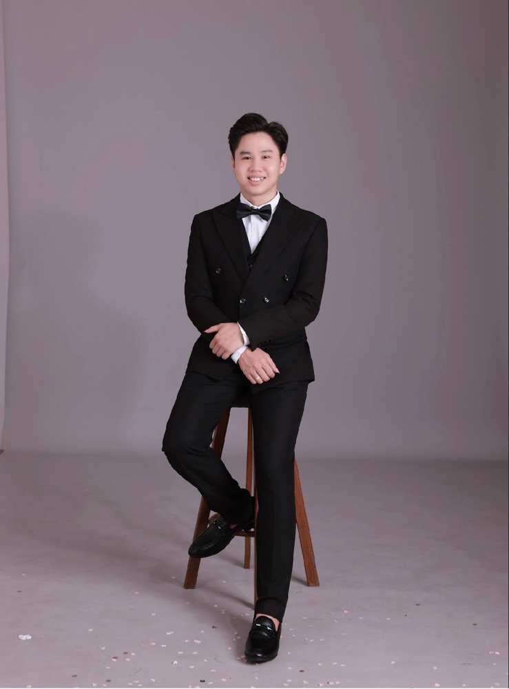 Groom
