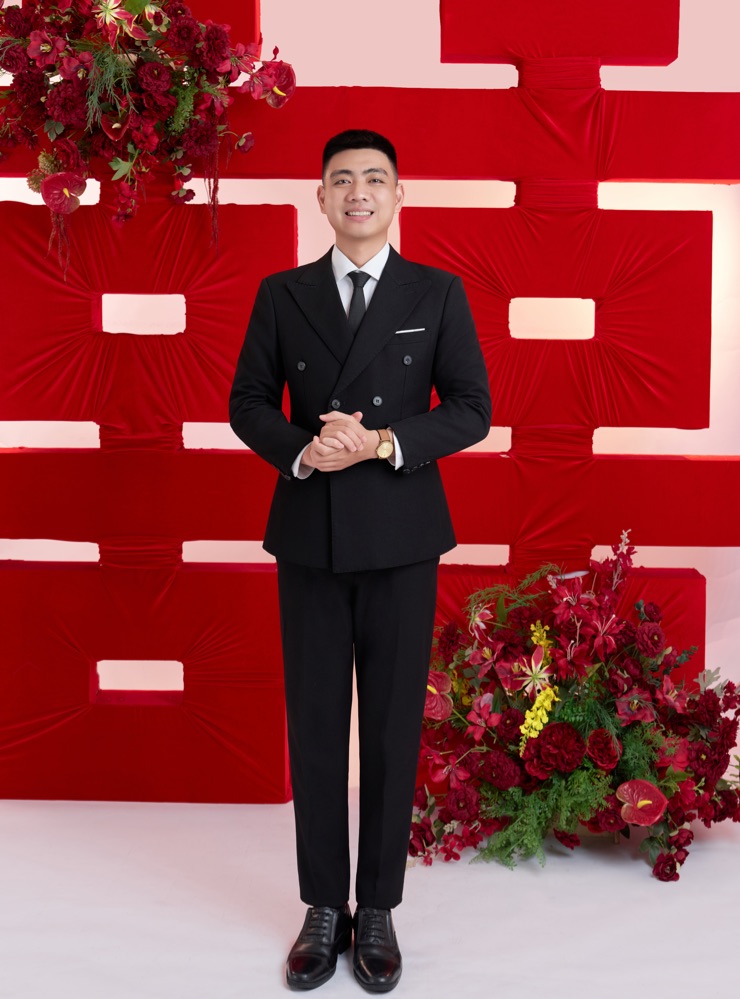Groom