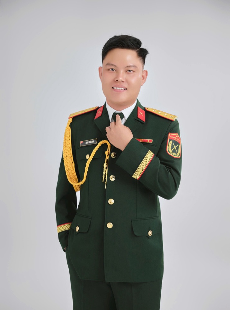 Groom